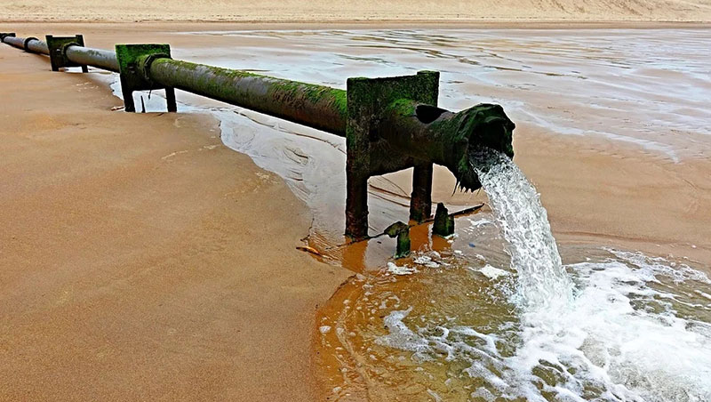 每年160多亿吨工业污水偷排 健全环境监管体系刻不容缓 每年160多亿吨工业污水偷排 健全环境监管体系刻不容缓