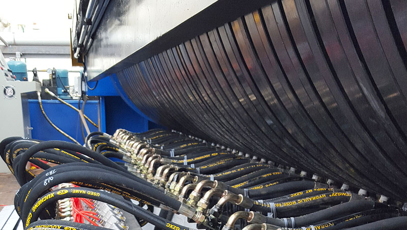 隔膜茄子污视频在线观看液压油有何重要性及液压油问题